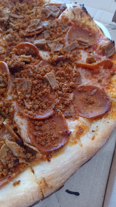 VEGAN MEAT LOVERS PIZZA