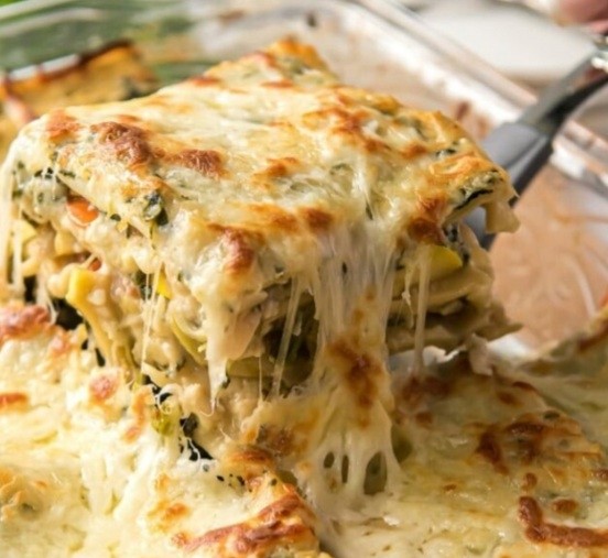 VEGGIE LASAGNA with WHITE SAUCE