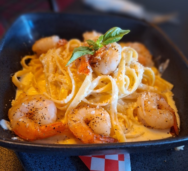 SHRIMP FETTUCCINI ALFREDO