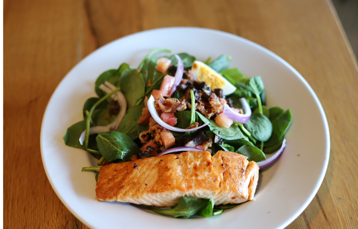 The Salmon and Spinach Salad