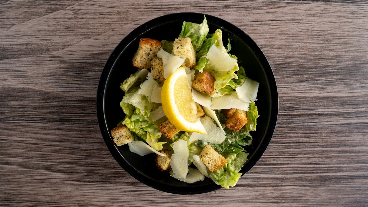Caesar Salad, Single