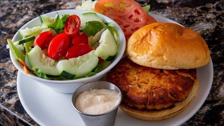 SALMON BURGER