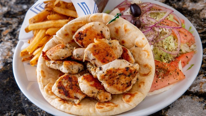 CHICKEN SOUVLAKI PLATTER