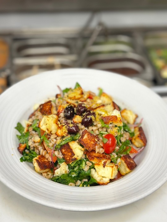 HALLOUMI & FARRO SALAD