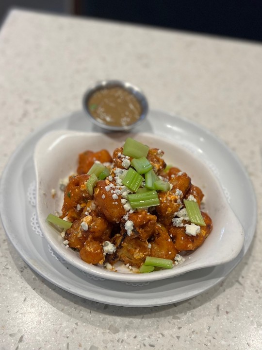 CRISPY BUFFALO CAULIFLOWER