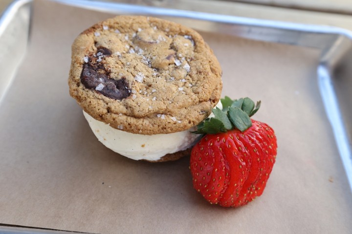 Cookie Ice Cream Sandwich