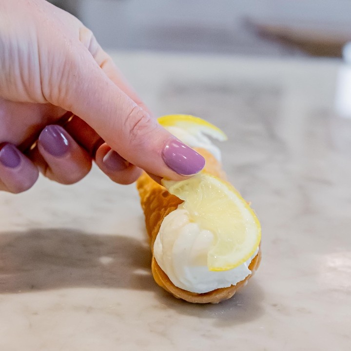 Lemon Cannoli