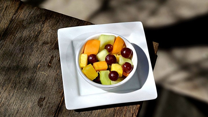 FRESH BOWL OF FRUIT