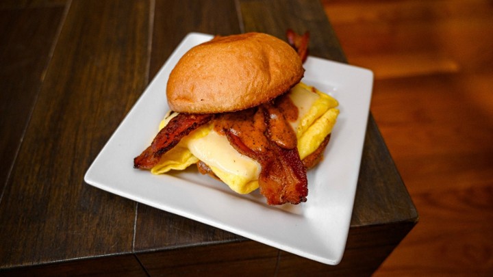 BACON & SWISS BREAKFAST SANDWICH