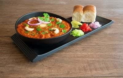 27. Pav Bhaji ( S ) ( Add AMUL Cheese $1.29 ) (Fondue Pav bhaji + $2.99)