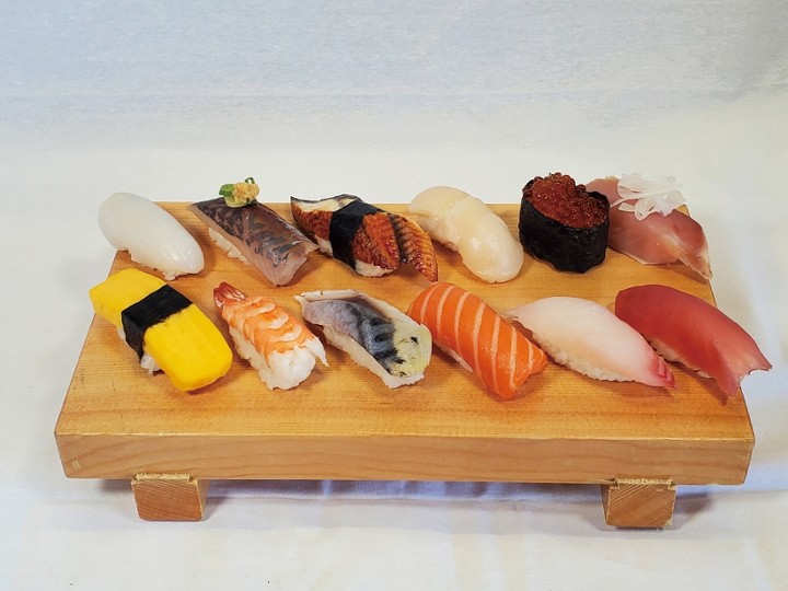 Nigiri Sushi  Assorted Matsu (12 pieces)