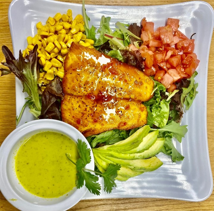 Grilled Salmon Salad