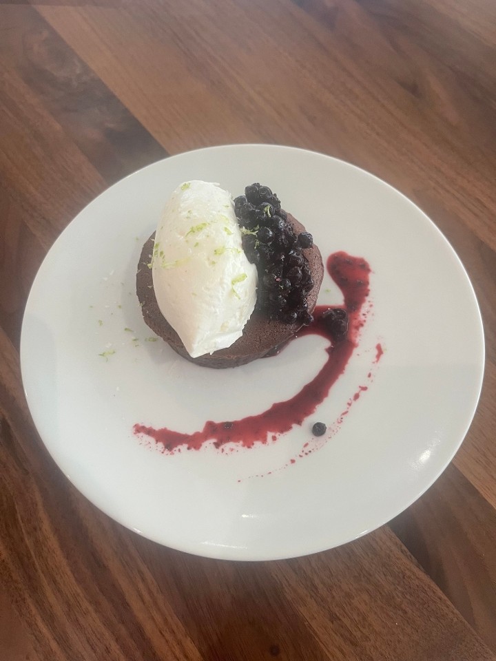 Flourless chocolate cake