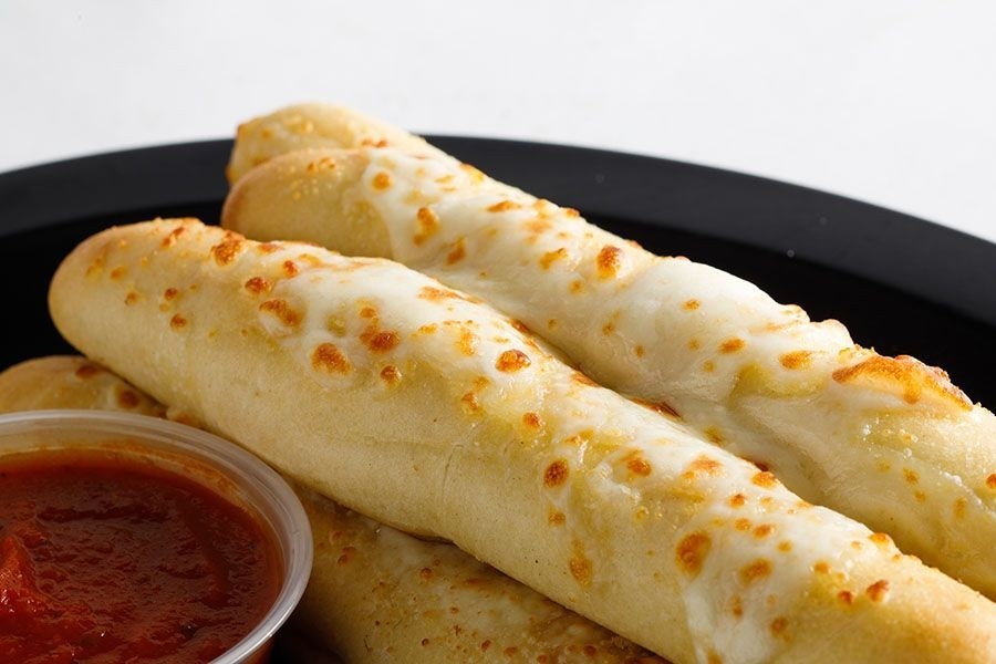 10 Breadsticks with Cheese