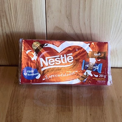 Caixa de Bombom Nestlé