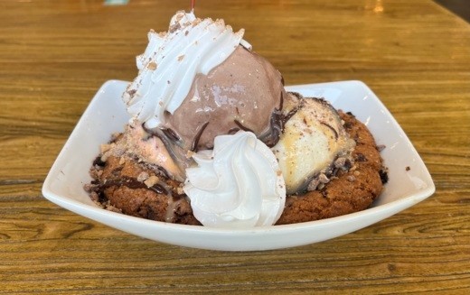 Cookie Skillet Sundae