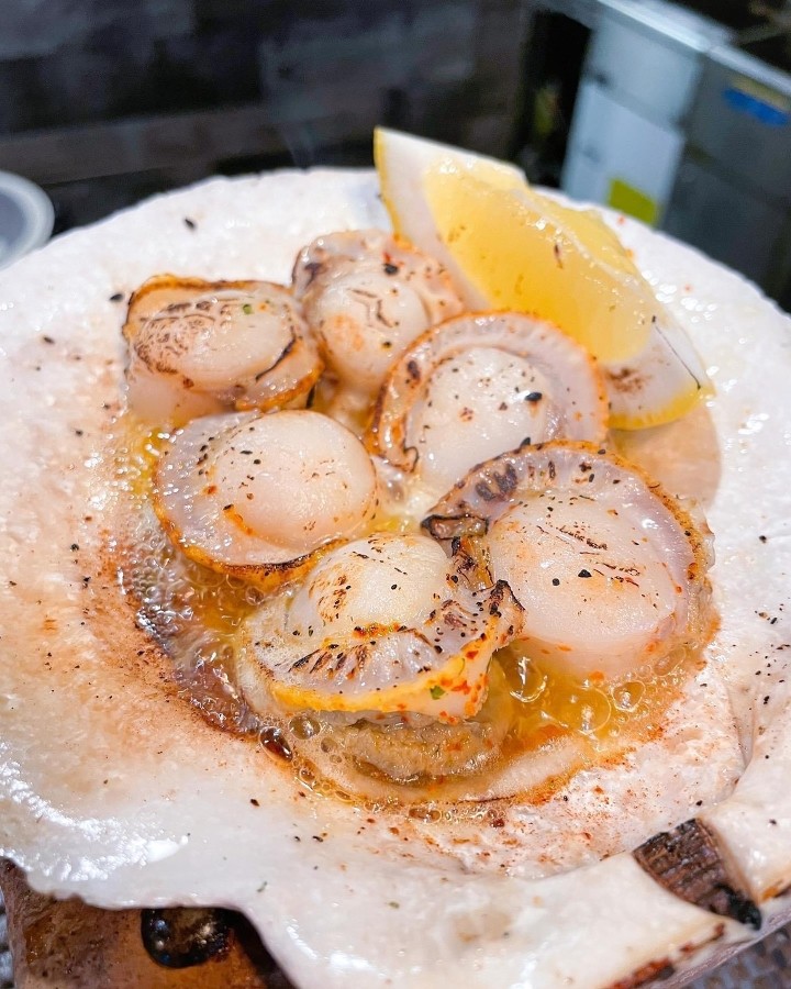 Baked baby scallop