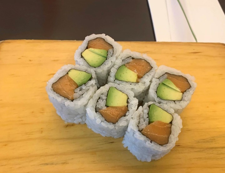 Salmon Avocado roll