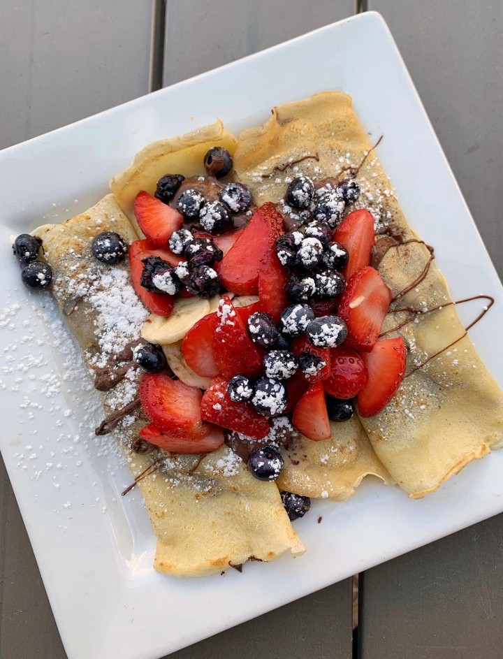 Nutella & Berry Crepe