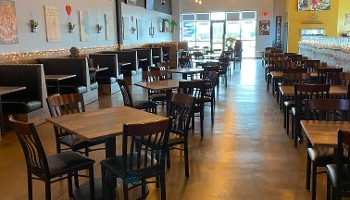 Shakers Good Eats & Ale 8142 East Southport Road
