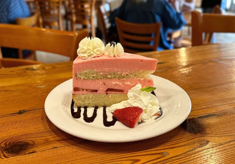 Strawberry Yoghurt Cake