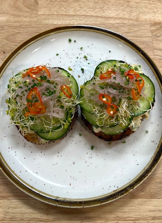 Pesto Chicken Salad Bagel