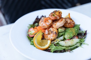Chive Sea Bar & Lounge 4 W Broughton St