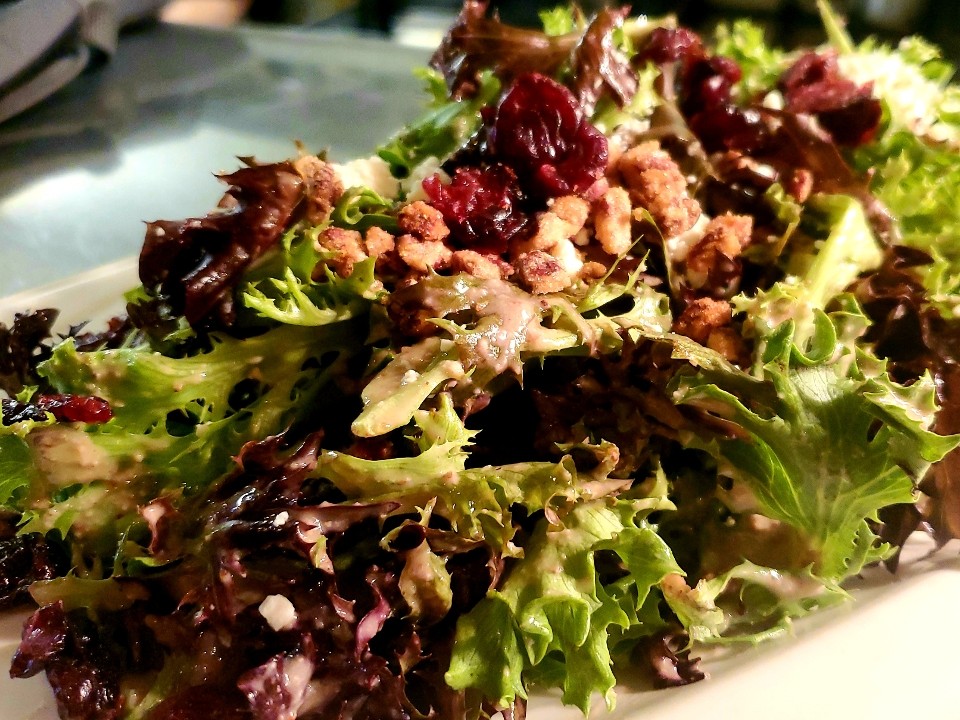Pecan Gorgonzola Salad