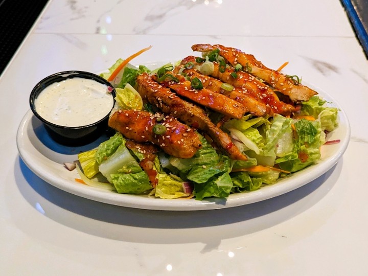 "Skinny Wings" Salad
