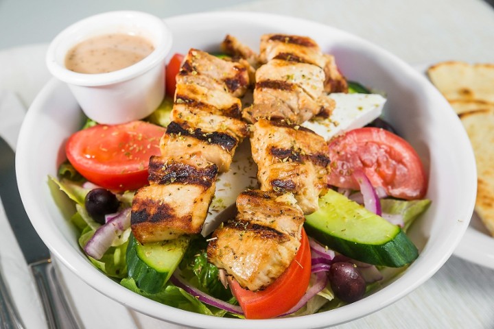 L1 Salad with Grilled Chicken