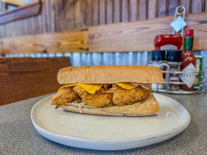 SPICY TENDER PO'BOY