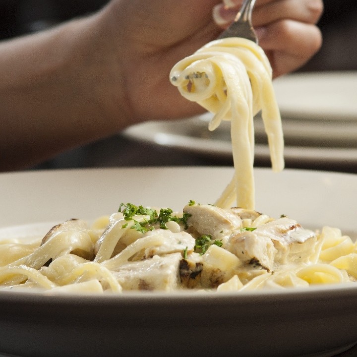 Fratellis Italian Restaurant