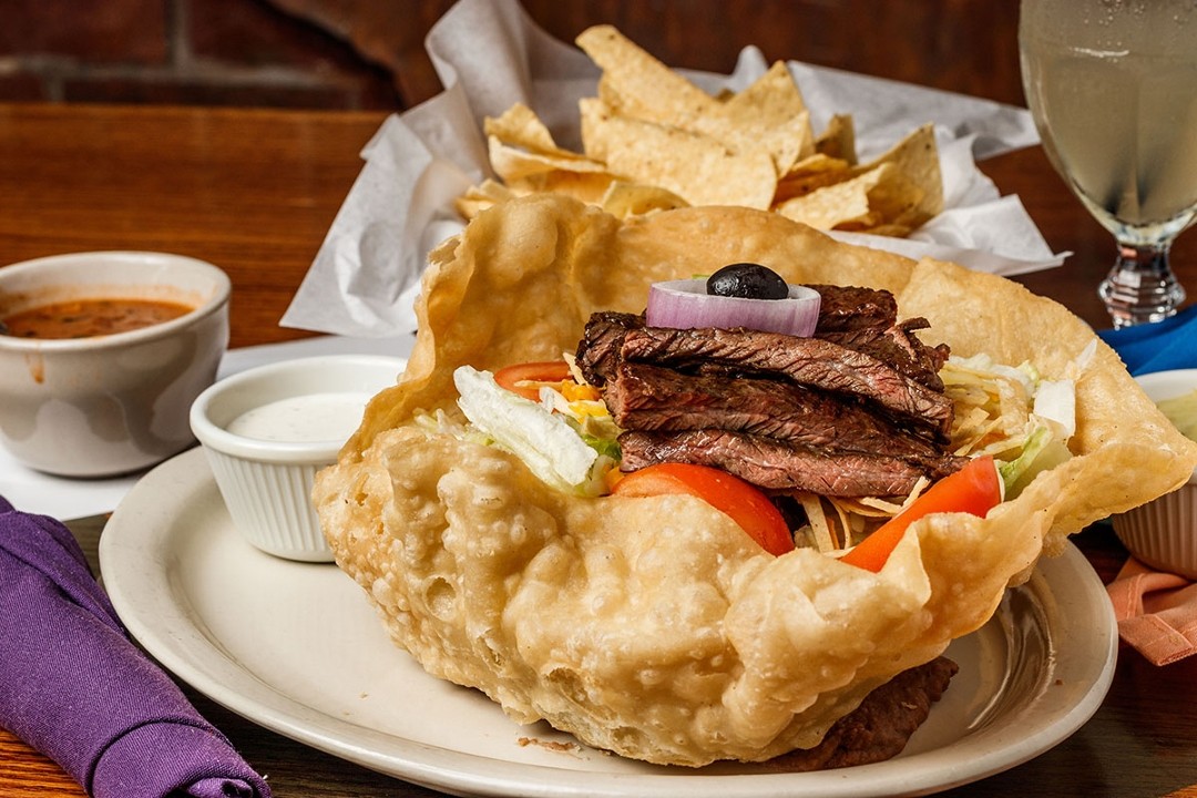 Ninfa’s Mexican Restaurant - Waco 220 S 3rd Street - Chile con Queso