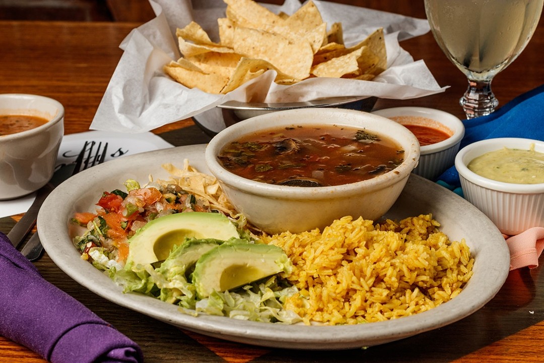 Ninfa’s Mexican Restaurant - Waco 220 S 3rd Street - Chile con Queso