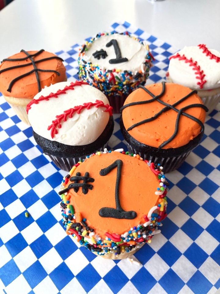 Sports Themed Cupcake Decorating Class