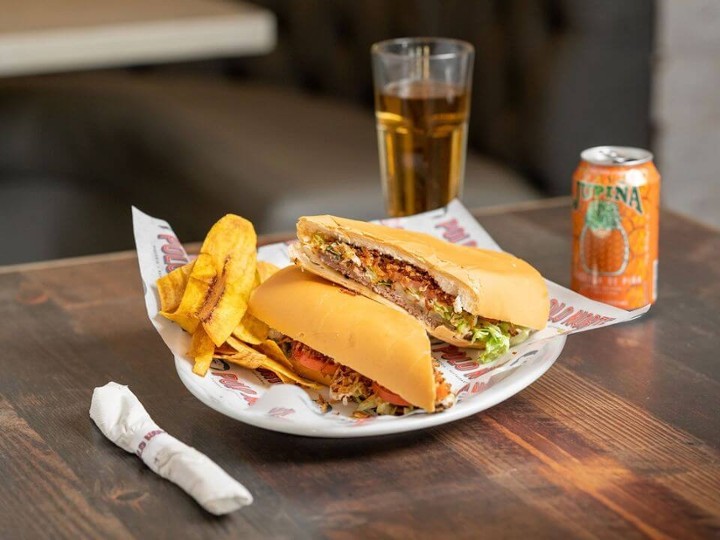 Pan con Bistec