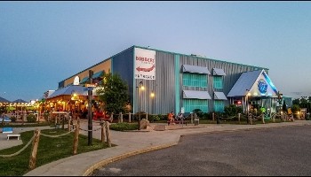 Bobbers Island Grill 750 Wisconsin Dells Pkwy S