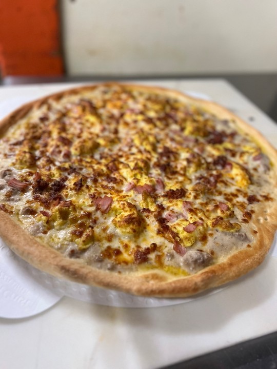 16" Breakfast Pizza