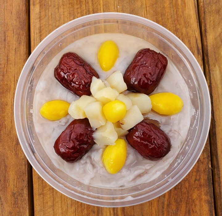 Ginko Nut and Taro Sticky Rice Cake