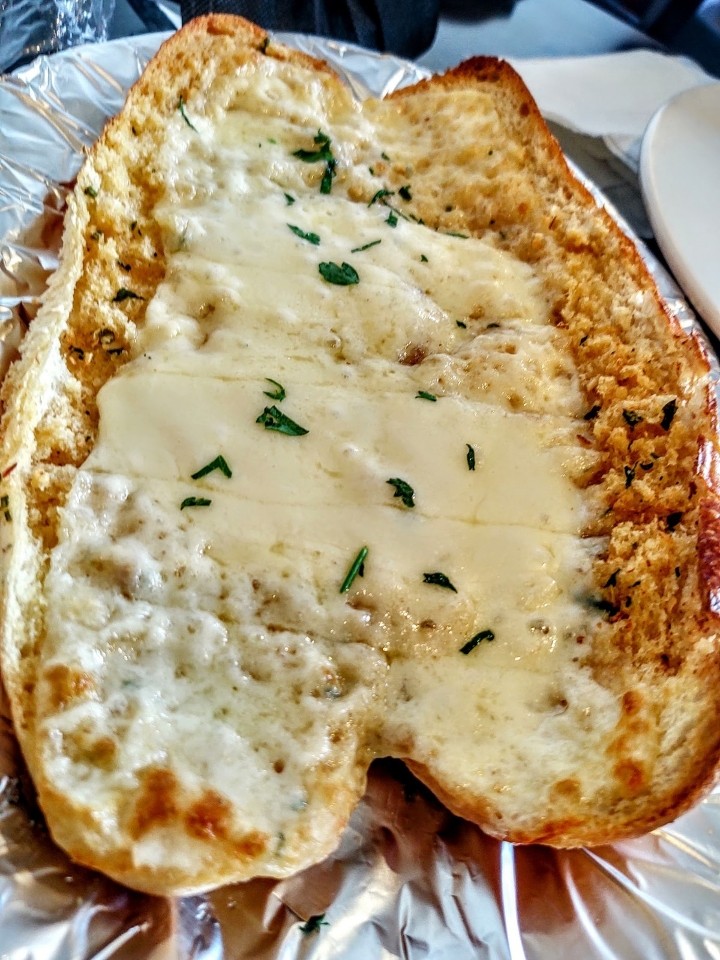 Garlic Bread Parmigiana