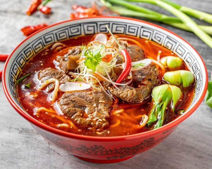 红烧牛肉面 Braised Beef Noodle Soup