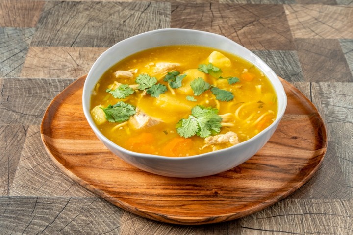 Sopa de Pollo Gde