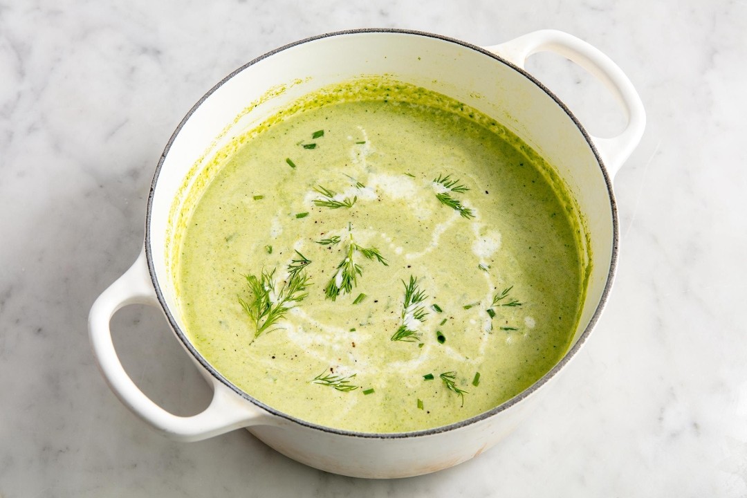 Creamy Asparagus Soup + Asiago Cheese (32 oz)