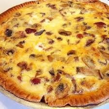 Mushroom, Bacon, Onion & Cheddar Quiche (9")