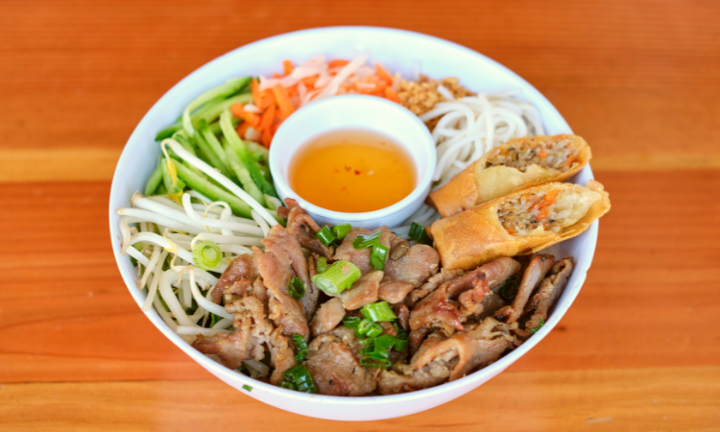 Bun Thit Cha Gio / Pork & Egg Roll