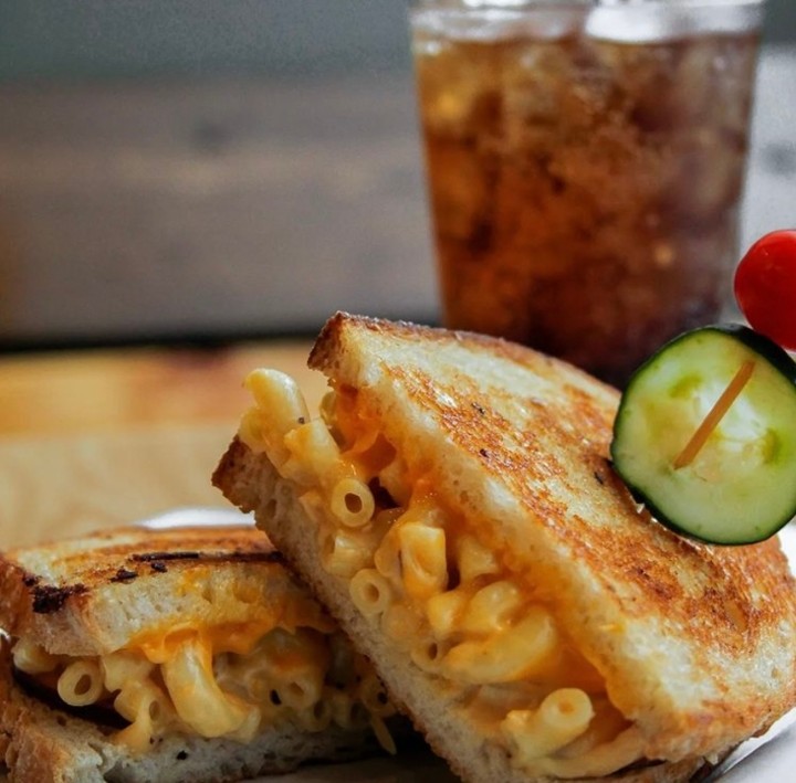 Grilled Mac & Cheese