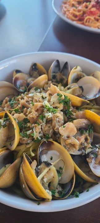 Linguini And Clams