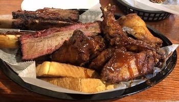Momma's Mustard, Pickles & BBQ (Hurstbourne)