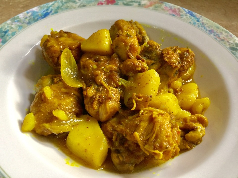 LARGE CURRY CHICKEN
