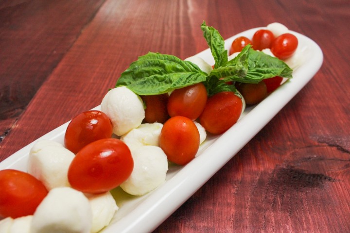 MOZZARELLA & CHERRY TOMATOES LB